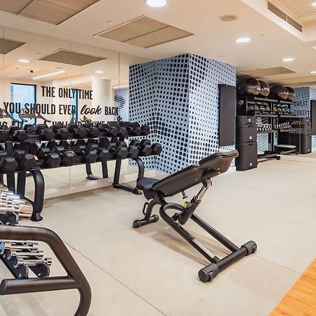 Hampton By Hilton Lodz City Center Bagian luar foto