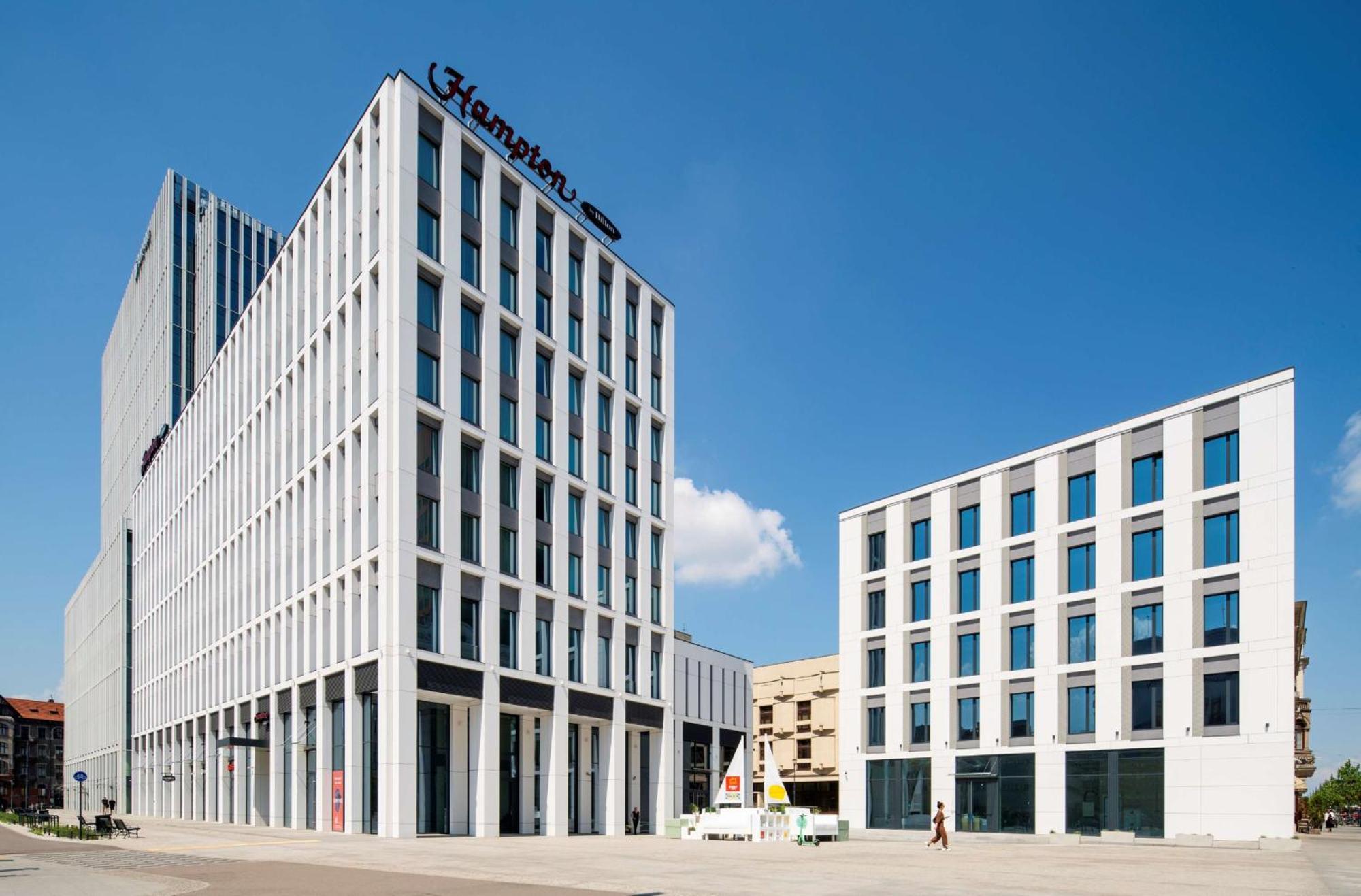 Hampton By Hilton Lodz City Center Bagian luar foto